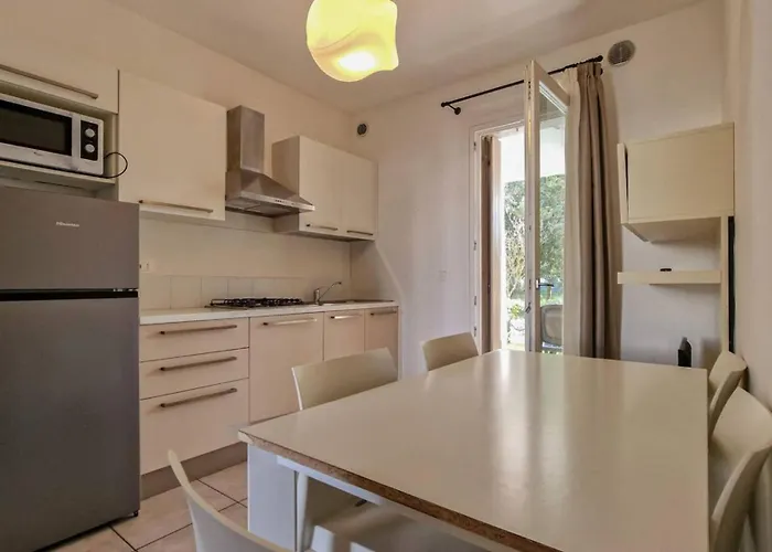 Апартаменты Wonderful Flat With Solarium And Swimming Pools *