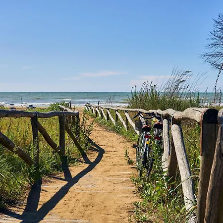 Wonderful Flat Near The Renowned In Apartment Bibione
